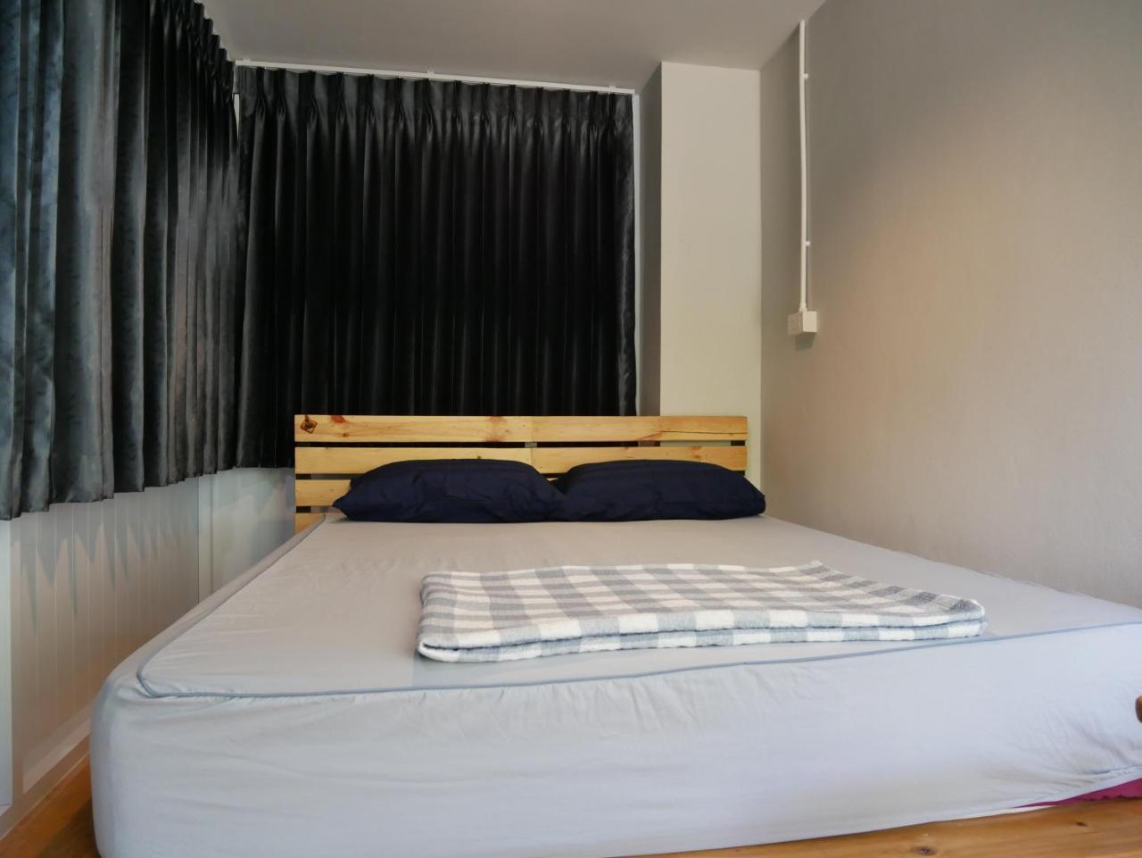 Eq Hostel Thongszala Kültér fotó